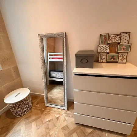Origamix Center And Garage Apartment